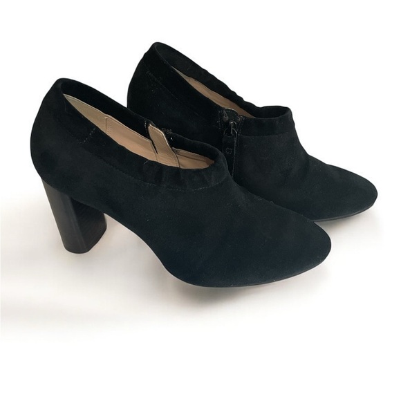 Clarks Shoes - Clarks Women’s Black Suede Side Zip Shoe Boots Stacked Heel Size 7.5